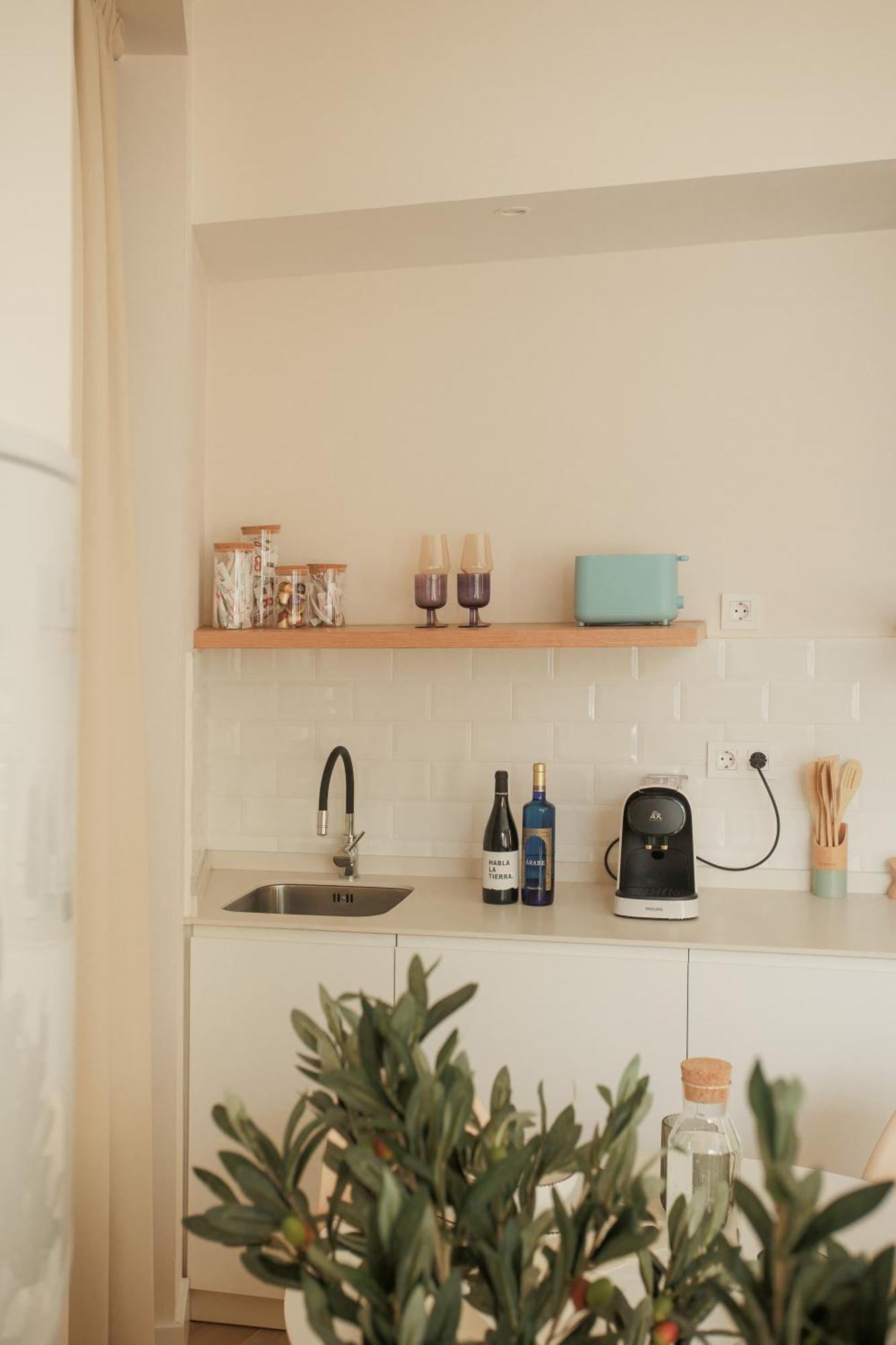 Apartamentos Cervantes Бадахос Екстериор снимка
