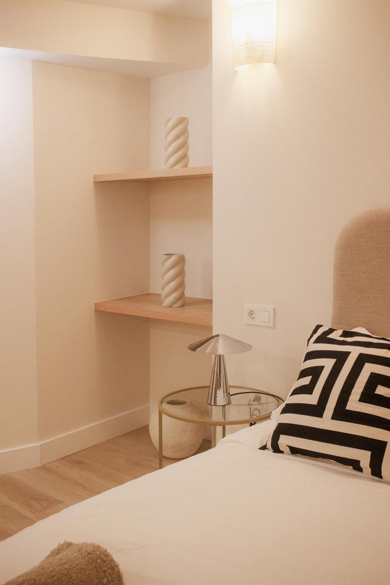 Apartamentos Cervantes Бадахос Екстериор снимка
