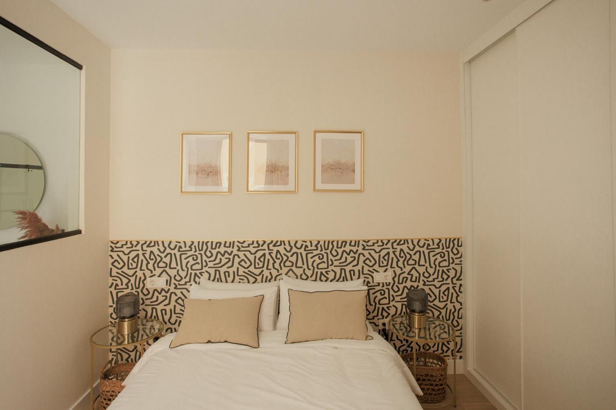 Apartamentos Cervantes Бадахос Екстериор снимка